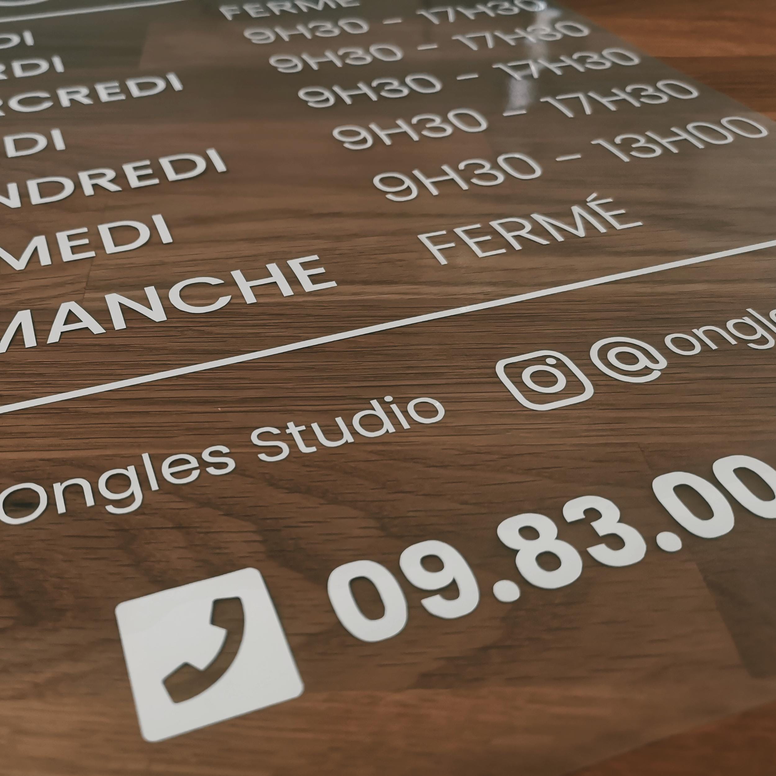 Sticker horaires d’ouverture vitrine | Autocollant vitrophanie heures d’ouverture magasin, salon de coiffure, restaurant, café et commerces
